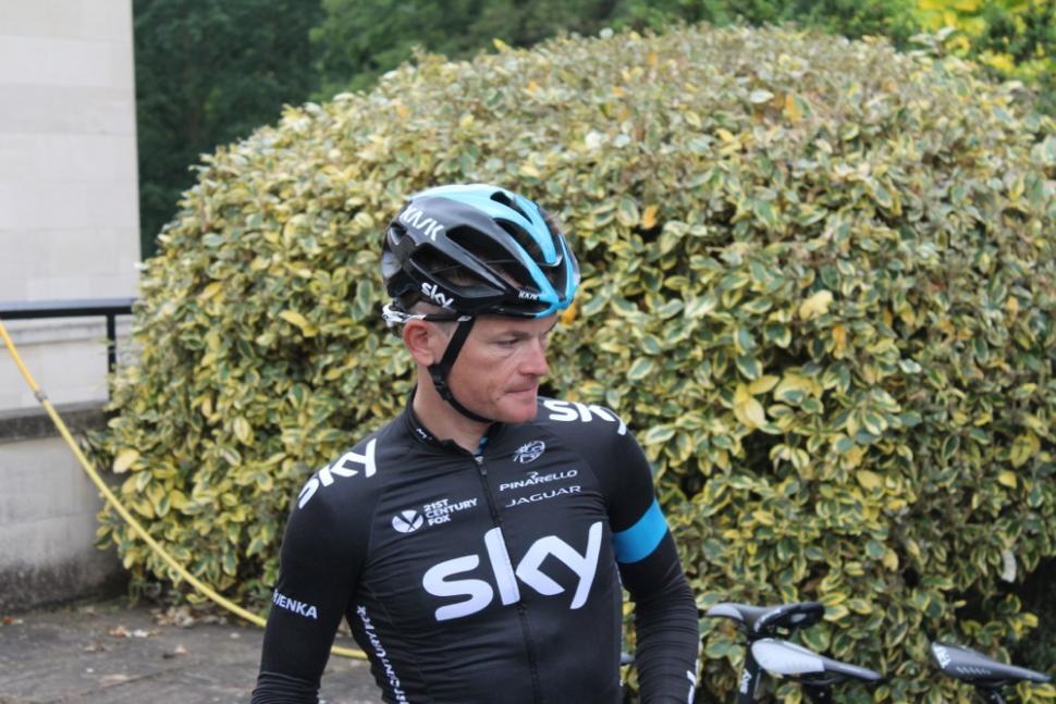 Kask protone top team sky